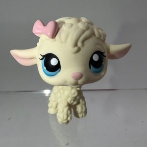 Hasbro Littlest Pet Shop Cream Colored Lamb Blue Eyes Pink Bow